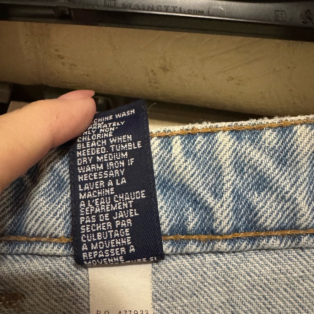 GAP Women's Mid Rise Straight Leg Light Wash Jeans, 90’s, Y2K - Picture 5 of 6